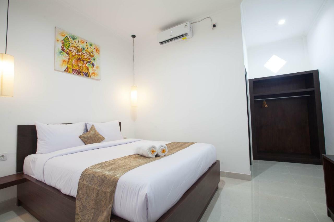 Hotel Yankee Fara 14 Seminyak Exterior foto